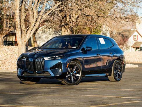 Used 2024 BMW iX xDrive50 w/ Premium Package image 1