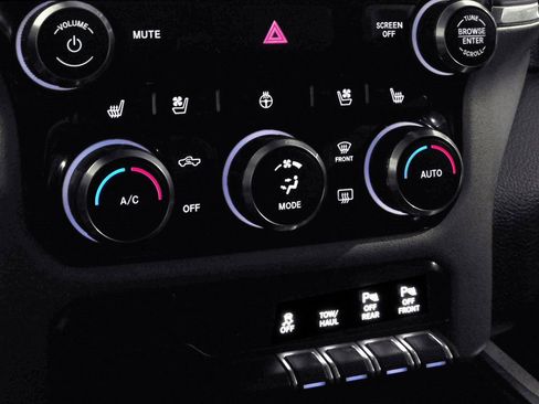 Used 2020 RAM 1500 Laramie image 52