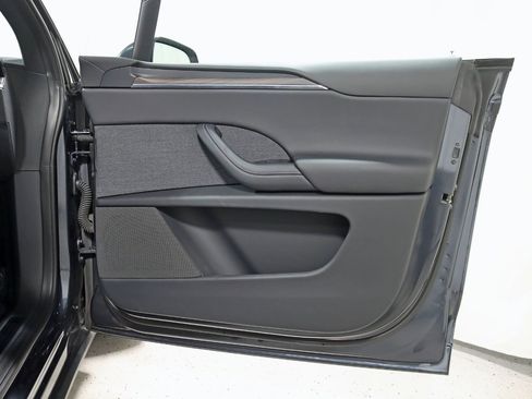 Used 2024 Tesla Model X image 36