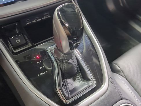 Certified 2024 Subaru Legacy Limited image 24