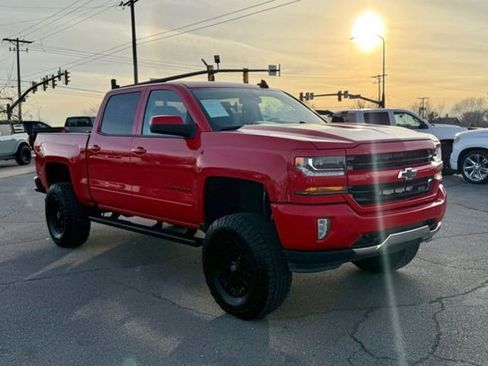 Used 2017 Chevrolet Silverado 1500 LT image 4