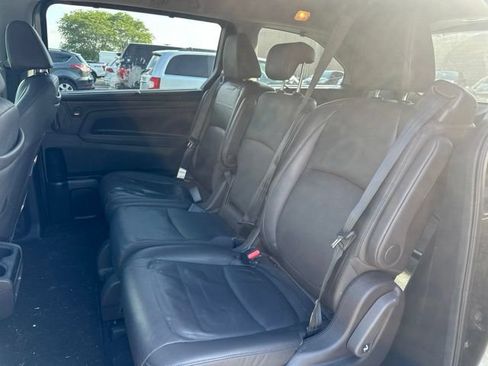 Used 2018 Honda Odyssey Touring image 5