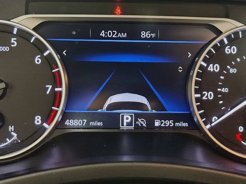 Used 2024 Nissan Sentra SV FWD image 13
