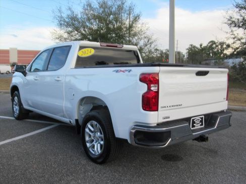 Certified 2024 Chevrolet Silverado 1500 LT image 4