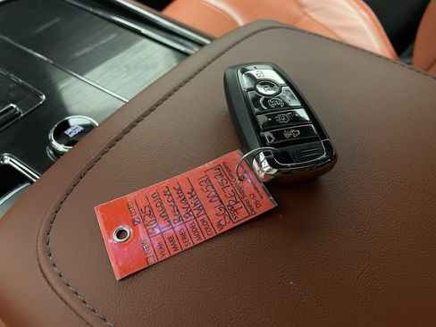 Used 2025 Lincoln Aviator Reserve w/ Equipment Group 201A image 16