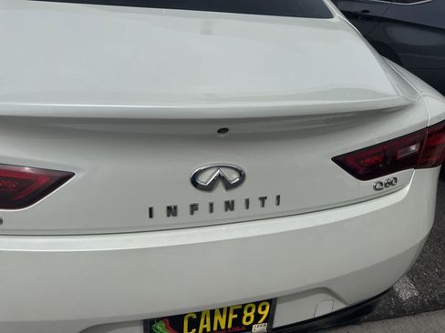 Used 2019 INFINITI Q60 3.0t Luxe w/ Essential Package image 10