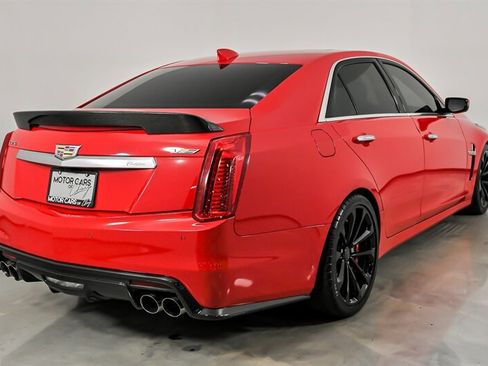 Used 2019 Cadillac CTS V w/ Carbon Fiber Package RWD image 11