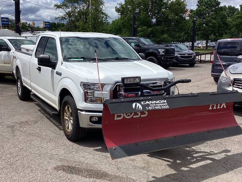 Used 2017 Ford F150 XLT w/ Trailer Tow Package AWD/4WD image 9