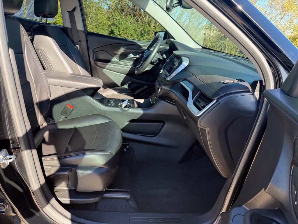 Used 2020 GMC Terrain SLT FWD image 19