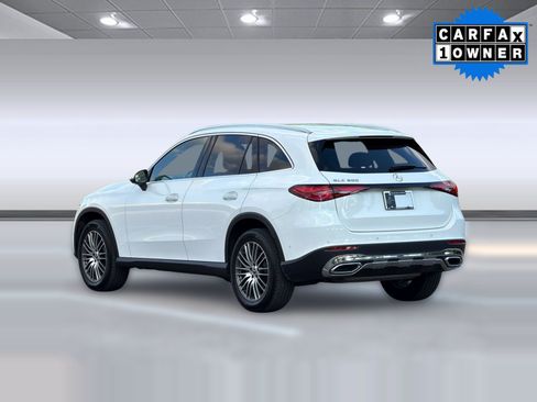 Certified 2025 Mercedes-Benz GLC 300 image 3