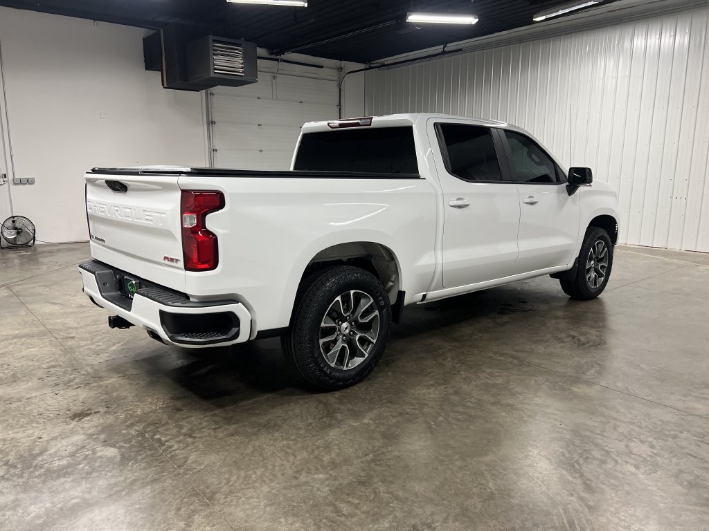 Used 2023 Chevrolet Silverado 1500 RST w/ Z71 Off-Road Package AWD/4WD image 9