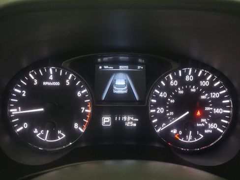 Used 2014 Nissan Pathfinder Platinum w/ Platinum Premium Package image 23