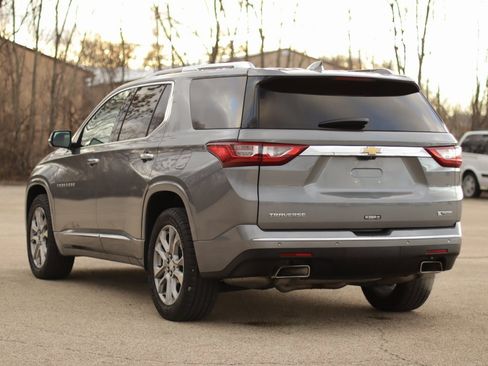 Used 2018 Chevrolet Traverse Premier w/ Driver Confidence II Package image 5