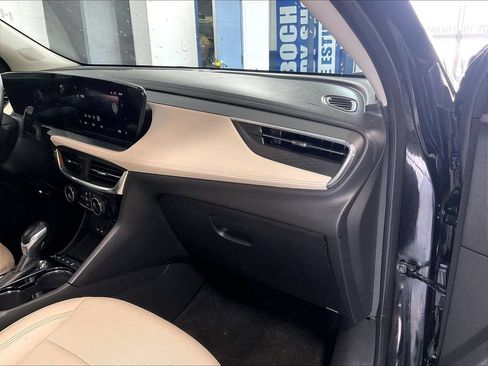 Used 2024 Buick Encore GX Sport Touring AWD/4WD image 13