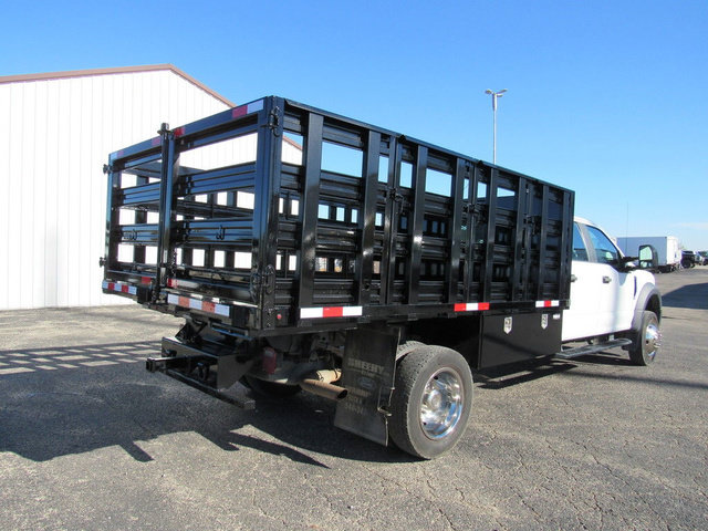 Used 2021 Ford F550 2WD Crew Cab Super Duty image 2