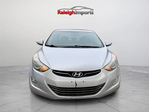Used 2012 Hyundai Elantra Limited FWD image 2