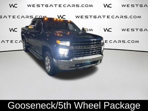 Used 2020 Chevrolet Silverado 2500 LTZ w/ LTZ Convenience Package image 4