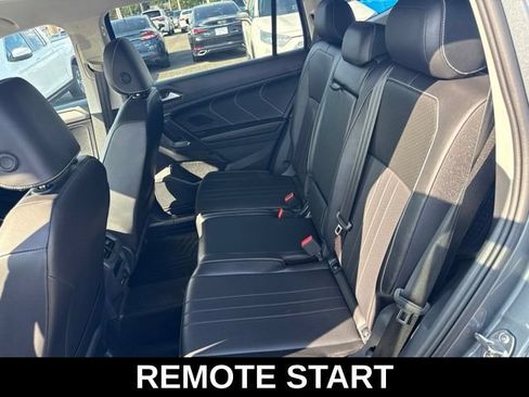 Used 2024 Volkswagen Tiguan SE AWD/4WD image 24