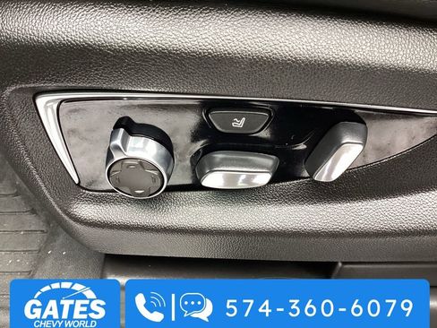 Used 2019 Cadillac Escalade ESV Platinum image 19