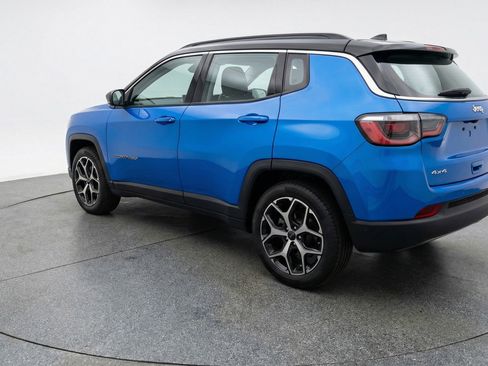 Used 2025 Jeep Compass Limited AWD/4WD image 6