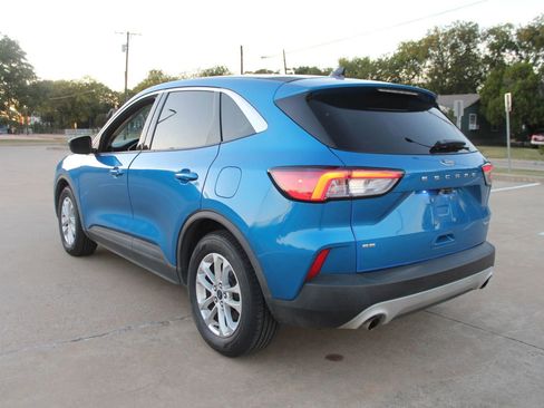 Used 2020 Ford Escape SE image 10