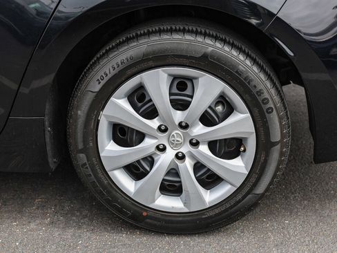 Certified 2022 Toyota Corolla LE FWD image 27
