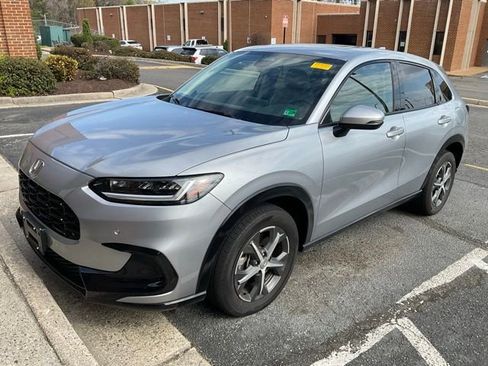 Certified 2024 Honda HR-V EX-L image 1