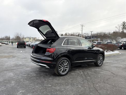 Used 2022 Audi Q3 2.0T Premium image 31