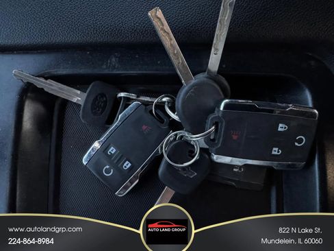 Used 2018 Chevrolet Silverado 1500 LT w/ All Star Edition image 16