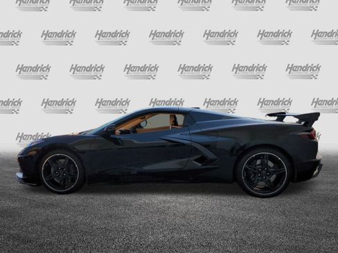 Used 2021 Chevrolet Corvette Stingray Premium Conv w/ Z51 Performance Package image 7