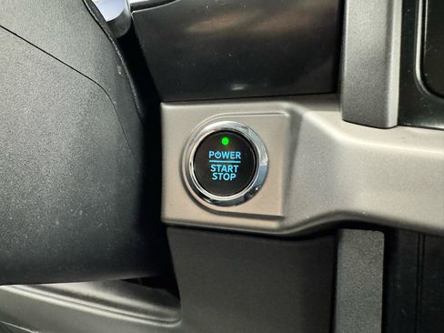 Used 2022 Ford F150 Lightning Pro AWD/4WD image 41