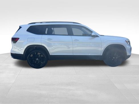 New 2026 Volkswagen Atlas SE image 3