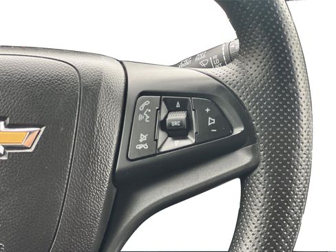 Used 2021 Chevrolet Trax LT image 16