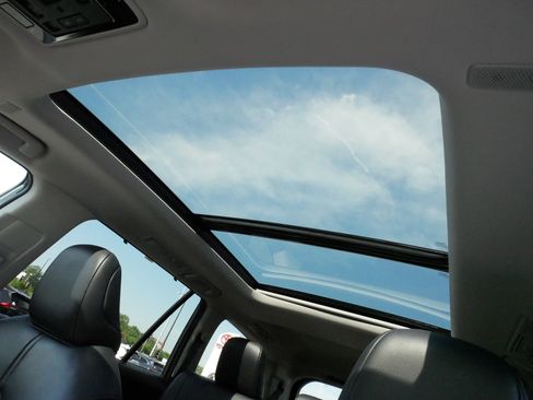 Used 2025 Toyota Grand Highlander AWD image 32