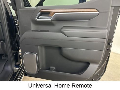 New 2026 Chevrolet Silverado 1500 High Country AWD/4WD image 20