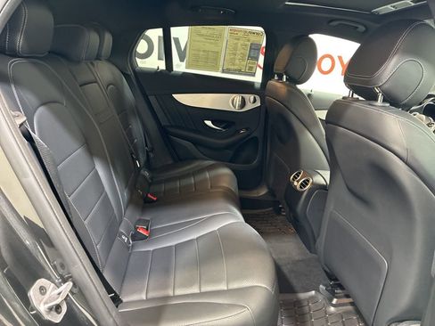Used 2023 Mercedes-Benz GLC 300 4MATIC Coupe image 15