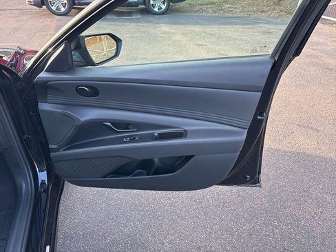 Certified 2026 Hyundai Elantra SEL Sport w/ Cargo Package image 8
