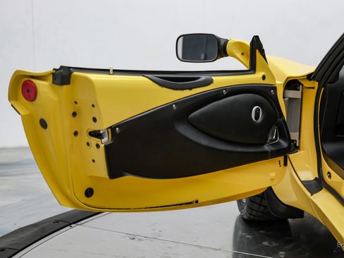 Used 2005 Lotus Elise RWD image 78