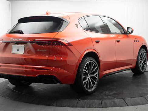 New 2026 Maserati Grecale Modena image 3