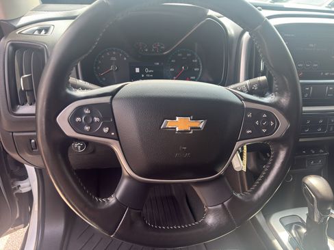 Used 2022 Chevrolet Colorado ZR2 w/ ZR2 Dusk Special Edition AWD/4WD image 17
