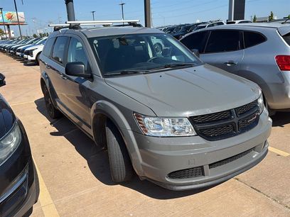 Used 2020 Dodge Journey SE w/ Blacktop Package