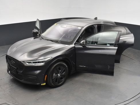 Used 2022 Ford Mustang Mach-E California Route 1 RWD image 30