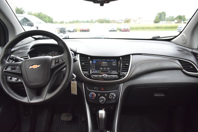 Used 2019 Chevrolet Trax LT AWD/4WD image 32