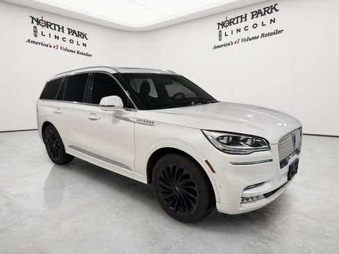 Used 2021 Lincoln Aviator Reserve w/ Equipment Group 210A AWD/4WD image 7