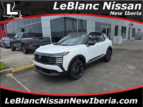 New 2026 Nissan Kicks SR FWD image 1