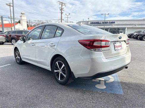 Used 2019 Subaru Impreza 2.0i Premium image 4