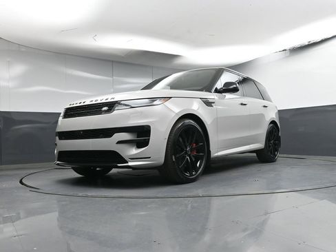 Used 2025 Land Rover Range Rover Sport Dynamic SE AWD/4WD image 27