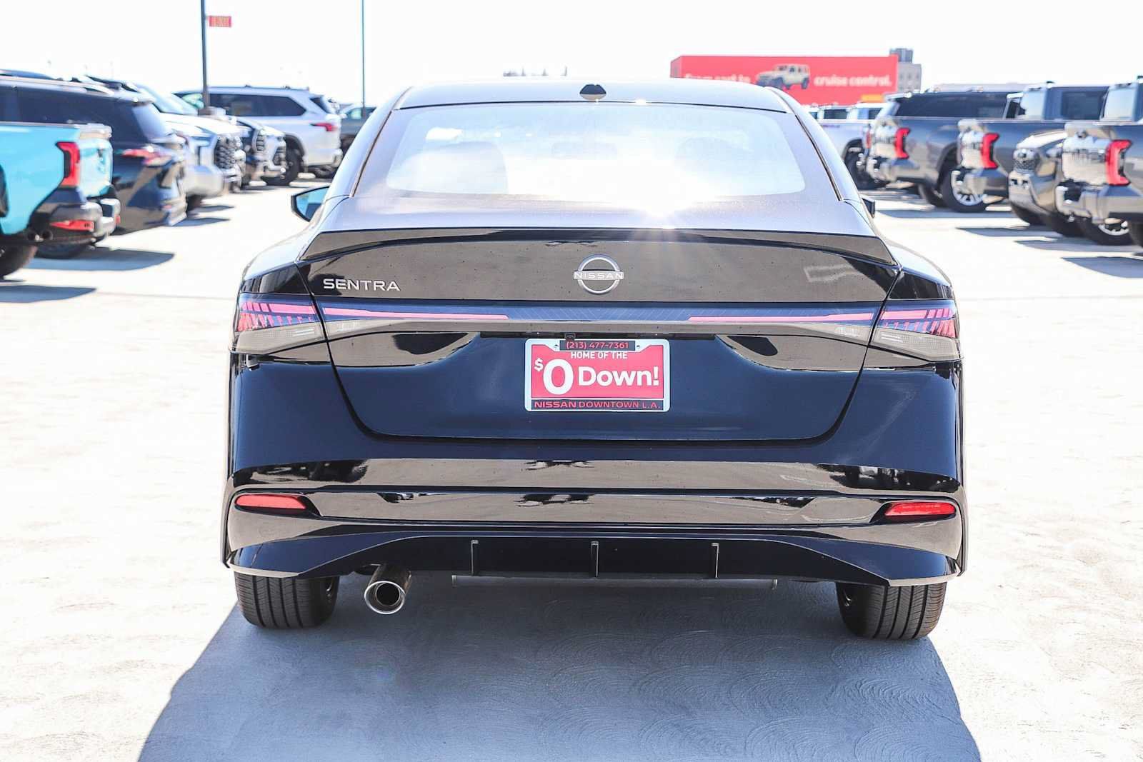 New 2027 Nissan Sentra SR w/ Floor Mat Package FWD image 7