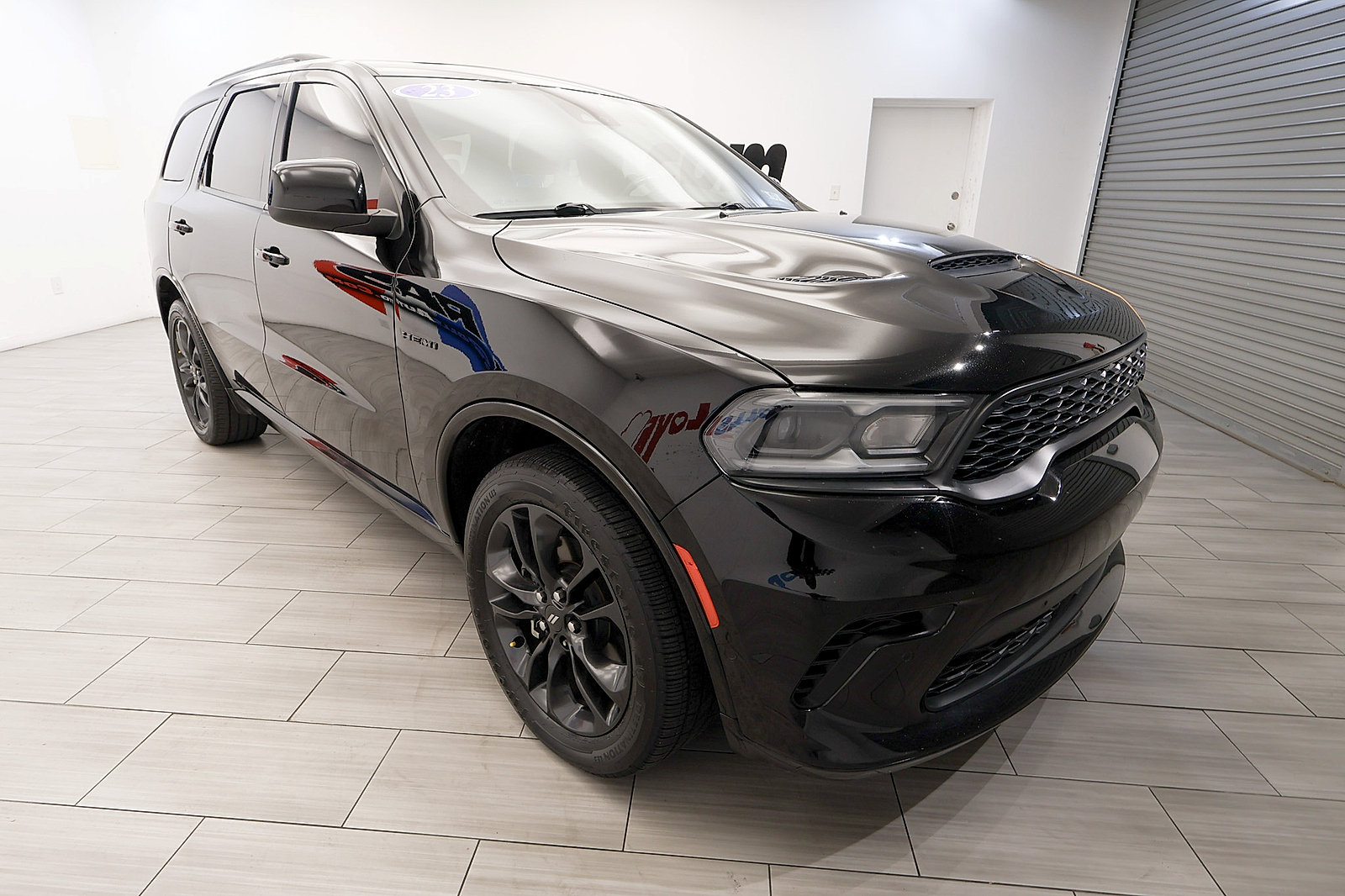 Used 2023 Dodge Durango R/T w/ Hemi Orange Plus Package AWD/4WD image 7