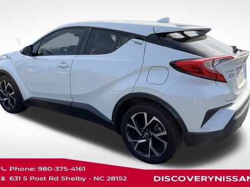 Used 2019 Toyota C-HR XLE image 4
